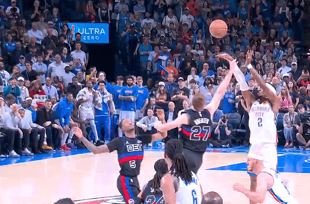 亚历山大关键三分犯规致挑战失败 活塞加时赛落