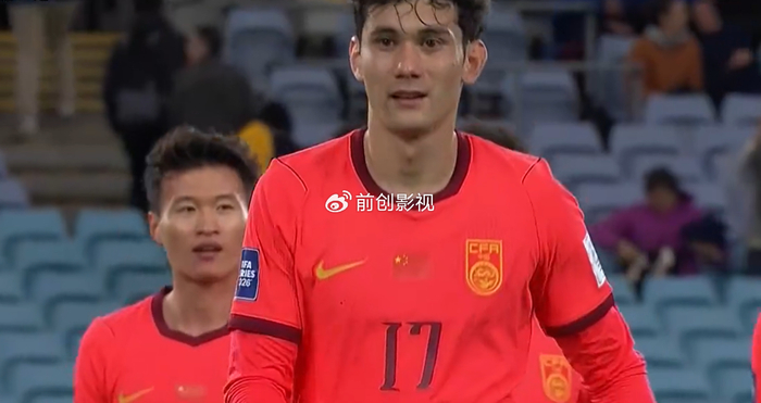 国足爆冷掀翻世界杯劲旅 邵佳一执教首战成功三