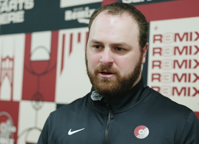 杨瀚森身体蜕变助力赛场表现飞跃